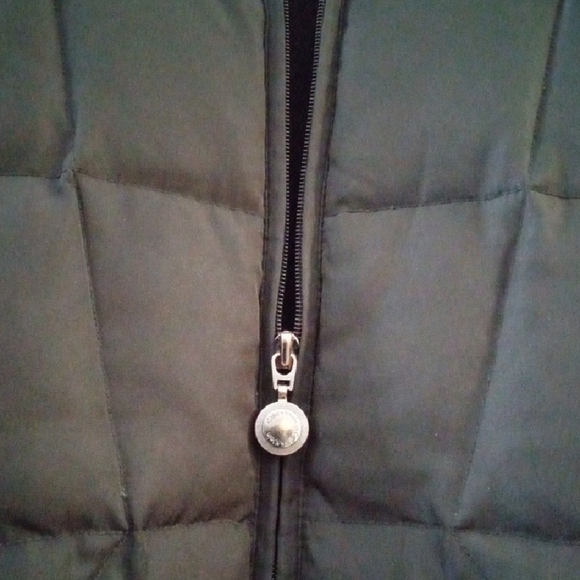 Calvin Klein Black Puffer Jacket with Faux Fur Trim - Picture 6 of 8